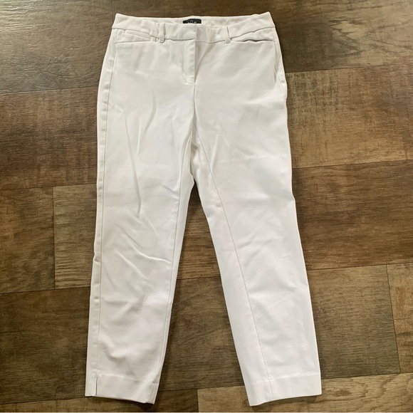 White House Black Market Pants - WHBM White House Black Market cropped pants